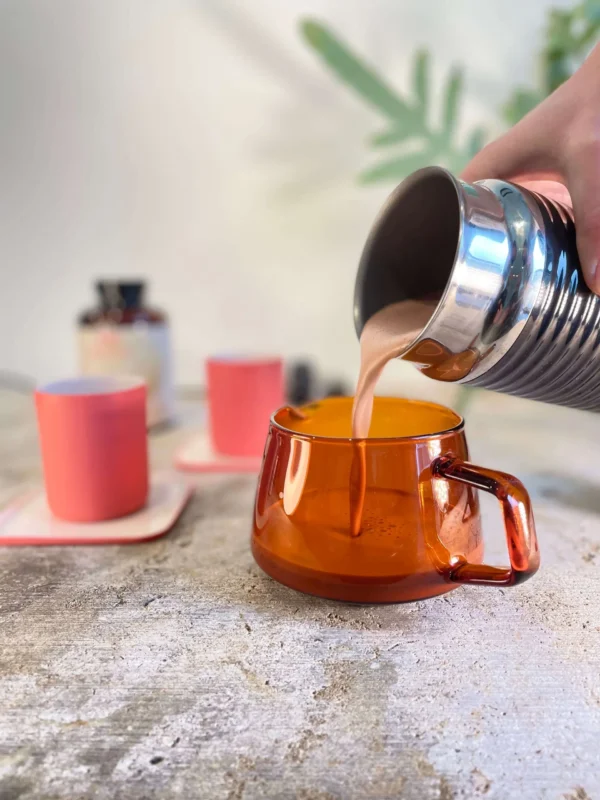 serving-barista-grade-hot-drinking-chocolate_from_milk_frother_2048x.jpg geriamas sokoladas_1